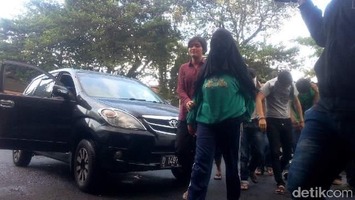 Wanita ini Jual Titipan Anaknya dari Rutan, Ternyata Isinya Sabu