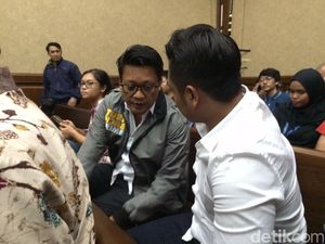 Kombes Krishna Murti Hadiri Sidang Jessica