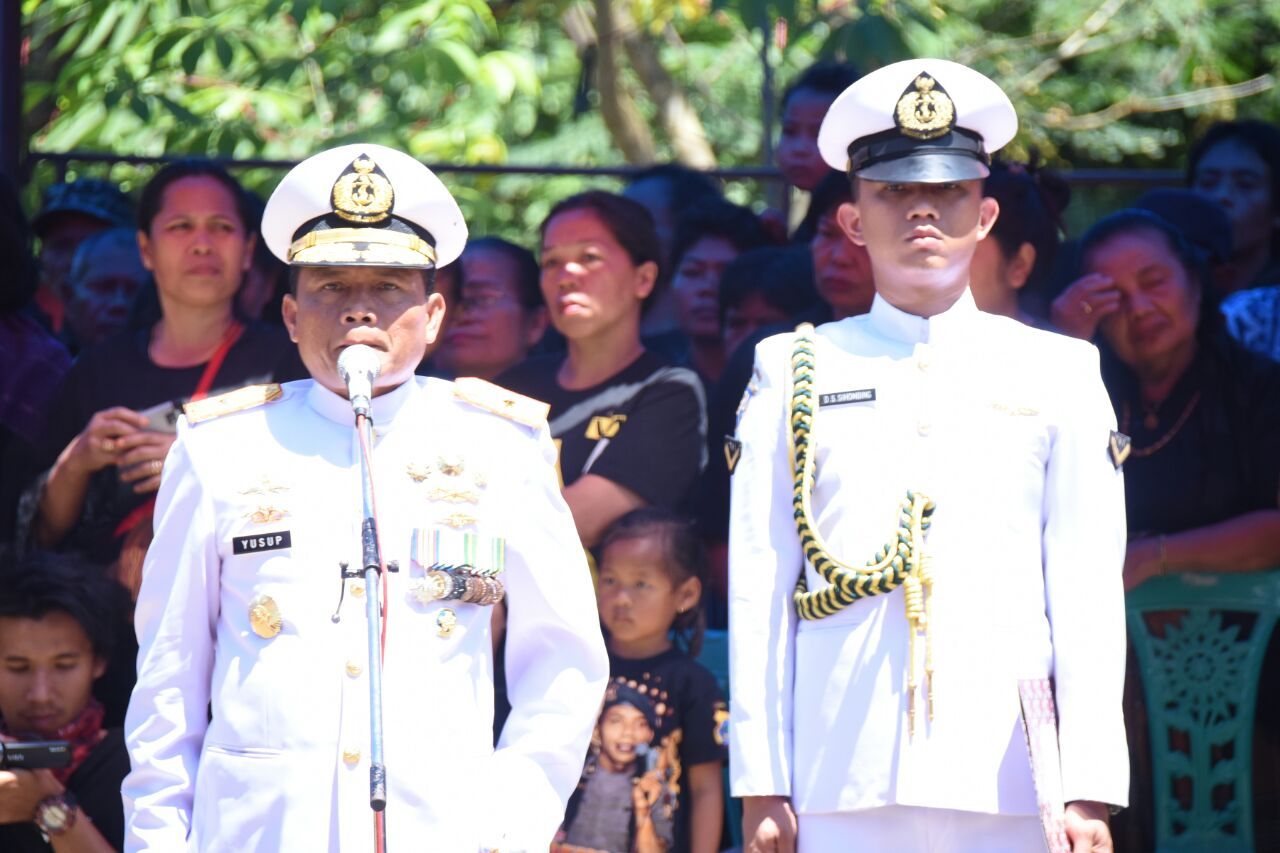 Christina, Wanita Jenderal Pertama TNI AL Dimakamkan 
