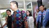 Cita Citata datang ke Sekretariat MKD DPR dengan didampingi kuasa hukumnya Sandy Arifin.
