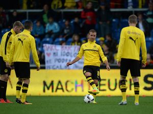 Goetze Diprediksi Baru Bisa Main Lagi Musim Depan