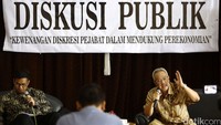 Para pembicara memberikan pemaparan dalam diskusi yang digelar di Jakarta, Rabu (10/8/2016).