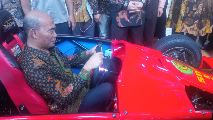 Mendikbud: Dijiwit Saja Lapor Polisi, Itu Menunjukkan Lembeknya Mental Anak