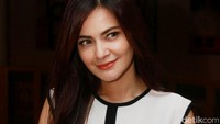 Meski akan berulang tahun yang ke-39 pada 1 November mendatang, ia tetap terlihat cantik. Pool/Gus Mun/detikFoto.