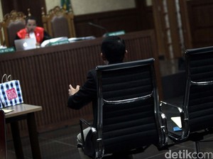Saksi Ahli Pastikan Staf Olivier Tak Masukkan Sianida ke Kopi