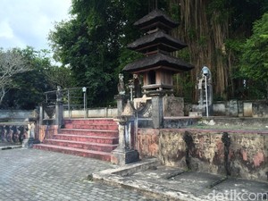 Unik! Air Awet Muda & Kolam Bertuah di Mataram