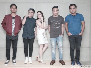 Izinkan Aku Menyayangimu Iwan Fals, Lebih Seru Bersama Geisha