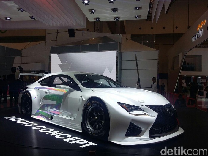 2 Mobil Konsep Lexus Pukau GIIAS 2016