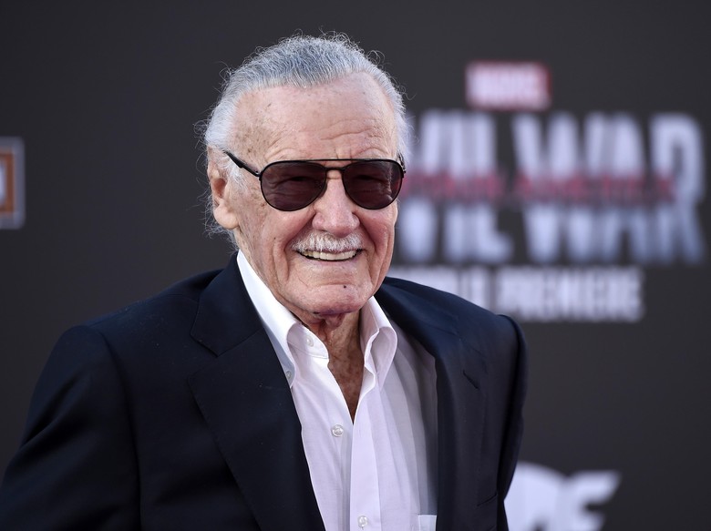 Stan Lee Rayakan Ultah ke-95 Stan Lee Rayakan Ultah ke-95