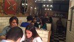 Mengintip Isi Restoran 24 Jam di London