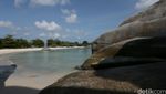 Pantai Tanjung Tinggi Belitung, Setiap Sudutnya Cantik!