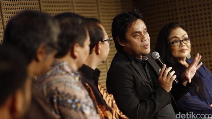 Prekson Jazz Gunung Bromo 2016 digelar di Galeri Indonesia Kaya, Kamis (11/8/2016) dihadiri oleh pendiri Jazz Gunung Sigit Pramono, Butet Kertaredjasa dan para pengisi acara seperti Dwiki Dharmawan, Ermy Kulit, serta The Groove.