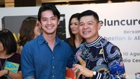 Sulung berharap bukunya itu dapat berguna bagi banyak pihak. Pool/Hanif Hawari/detikFoto.