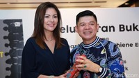 Sulung menginginkan pengalamannya bisa dijadikan pembelajaran bagi siapa saja yang membacanya. Pool/Hanif Hawari/detikFoto.