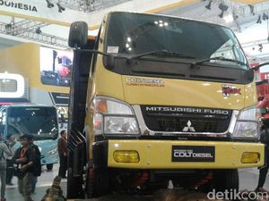 Varian Baru Jadi Strategi Dongkrak Penjualan Mitsubishi Fuso