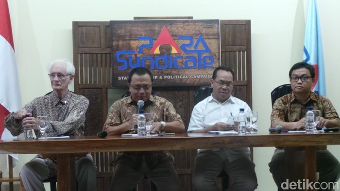 Praktik Politik dalam Pilkada DKI Masih Tersandera Hasrat Kuasa