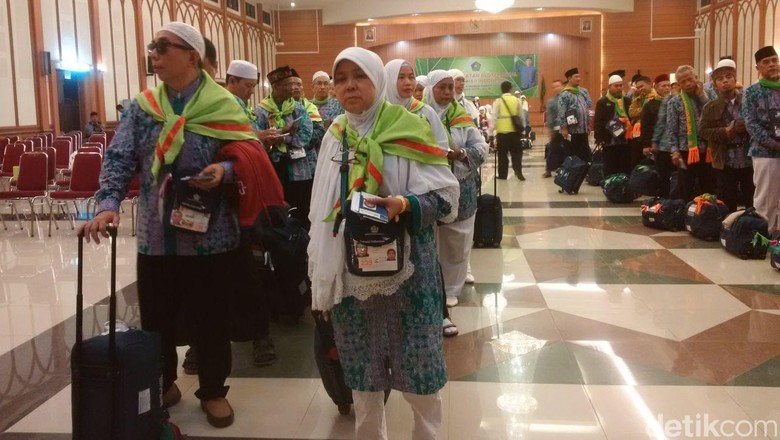 Hari ini Calon Jamaah Haji DIY Pamitan dengan Gubernur Hari ini Calon Jamaah Haji DIY Pamitan dengan Gubernur