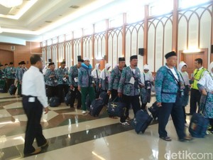 Penjelasan Kemenag Terkait Kabar Jemaah yang Tertunda Berangkat karena Visa