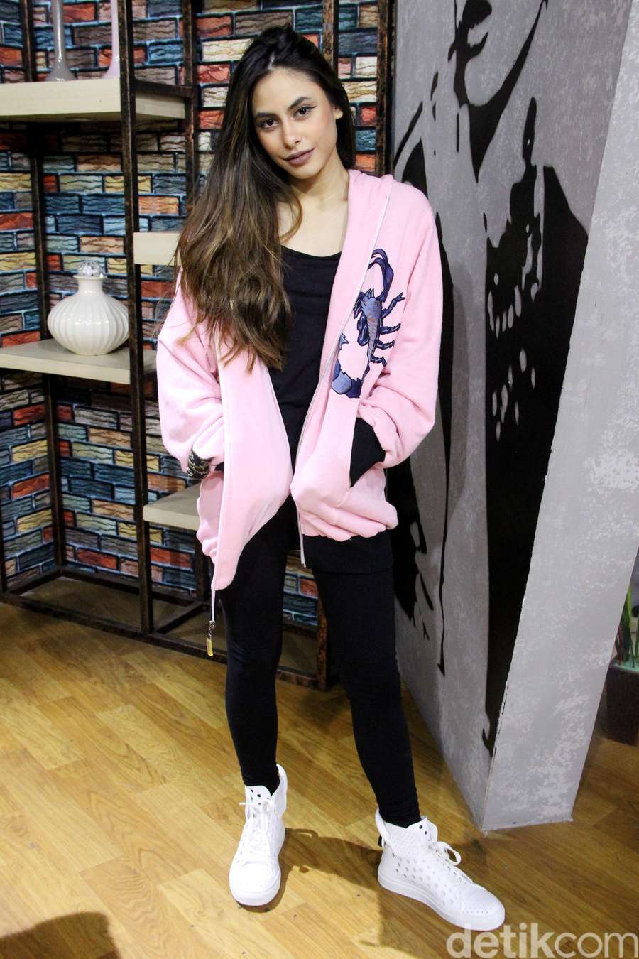 Gaya Anak Muda Masa Kini ala Valerie Thomas