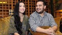 Sejak menikah, Tya tinggal di Malaysia bersama sang suami, Asyraf Khalid. Pool/Hanif/ detikFoto.