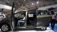 Memasuki tahun 2019, Sienta tak kunjung membaik. Dalam waktu dekat, Toyota pun belum berencana untuk memberikan ubahan pada Sienta agar penjualannya bisa kembali moncer. Foto: Grandyos Zafna
