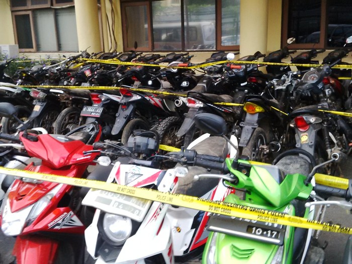 Motor Bodong Murah Dijual Lewat Facebook