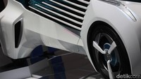 Dalam kesempatan tersebut, JK juga mengatakan bahwa teknologi pada mobil hidrogen merupakan teknologi yang membuat kendaraan lebih baik.