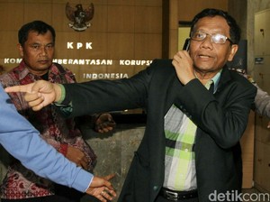 Dua Mantan Ketua MK Kritik MKD yang Pulihkan Nama Baik Setya Novanto