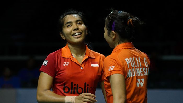 Nitya Krishinda Maheswari bersama pasangan lamanya, Greysia Polii. (Foto: Suhaimi Abdullah/Getty Images) Nitya Krishinda Maheswari bersama pasangan lamanya, Greysia Polii. (Foto: Suhaimi Abdullah/Getty Images)