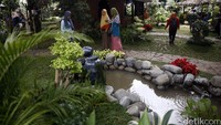 Pagelaran Flona tahun ini berbeda dari tahun sebelumnya. Perbedaan itu terletak pada luas lahan yang diberikan ‎kepada Pemprov DKI Jakarta untuk memamerkan flora dan faunanya. Tahun ini, luas lahan yang diberikan seluas 1.000 m2 sedangkan tahun lalu hanya seluas 100 m2.
