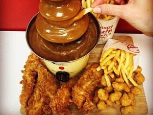 KFC Inggris Sediakan Gravy Fountain untuk Cocolan Kentang dan Ayam Goreng