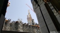 Pada tahun 2007, Masjidil Haram mengalami proyek perluasan keempat dengan estimasi akan selesai pada tahun 2020. Raja Abdullah bin Abdulaziz berencana untuk meningkatkan kapasitas masjid menjadi 2 juta jemaah. Meski raja wafat tahun 2015, penggantinya terus melanjutkan renovasi.