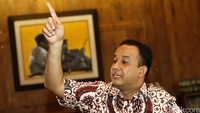 Anies mengatakan, setelah tidak menjadi menteri dirinya juga sempat menjadi pembicara di kuliah perdana mahasiswa baru Universitas Islam Indonesia (UII), Yogyakarta.