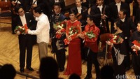 Gubernur DKI Jakarta Basuki T. Purnama juga menyaksikan konser ini.