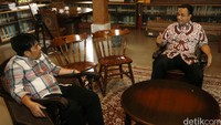 Anies menjawab berbagai pertanyaan seputar kegiatannya setelah tidak menjadi menteri.