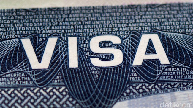 Dagangan Baru Trump: Visa Kartu Emas