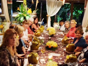 Sajian Rijsttafel Jadi Santap Malam Penutup yang Menyenangkan