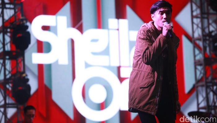 Band Sheila on 7 tampil di We The Fest 2016
