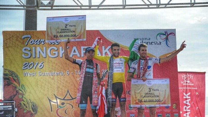 Kolahdouz Juara Umum, Dadi Terbaik Nasional