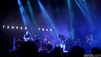 The Temper Trap saat tampil di panggung We The Fest 2016, Senayan, Jakarta Pusat akhir pekan lalu. Reno Hastukrisnapati/detikFoto.