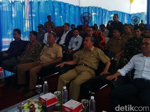 Cerita di Balik Penantian Listrik PLN Selama 71 Tahun di Sungai Mandau