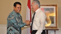 Keduanya menjelaskan kerjasama Kemendag dan Kementan untuk bersinergi mengendalikan distribusi dan harga pangan.