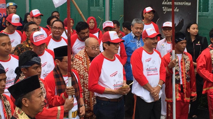 Sambut HUT RI, Kemenkum Pecahkan Rekor Menyanyi Bersama 150 Ribu Warga Binaan