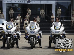Jangkrik Boss! Abimana hingga Tora Jadi Chips di Warkop DKI Reborn