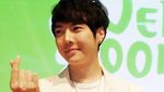 Senyum Park Tae Joon Sapa Penggemar Looksim di Jakarta