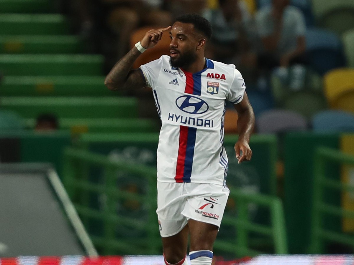Penyerang Lyon, Alexandre Lacazette. (Foto: Carlos Rodrigues/Getty Images)