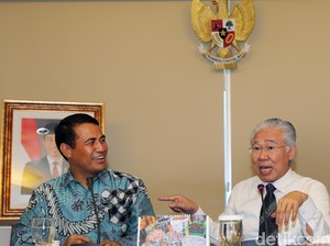 Harga Ayam Anjlok, Darmin Akan Panggil Mentan dan Mendag