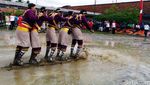 Meriahnya Lomba Terompah Panjang di Nusakambangan