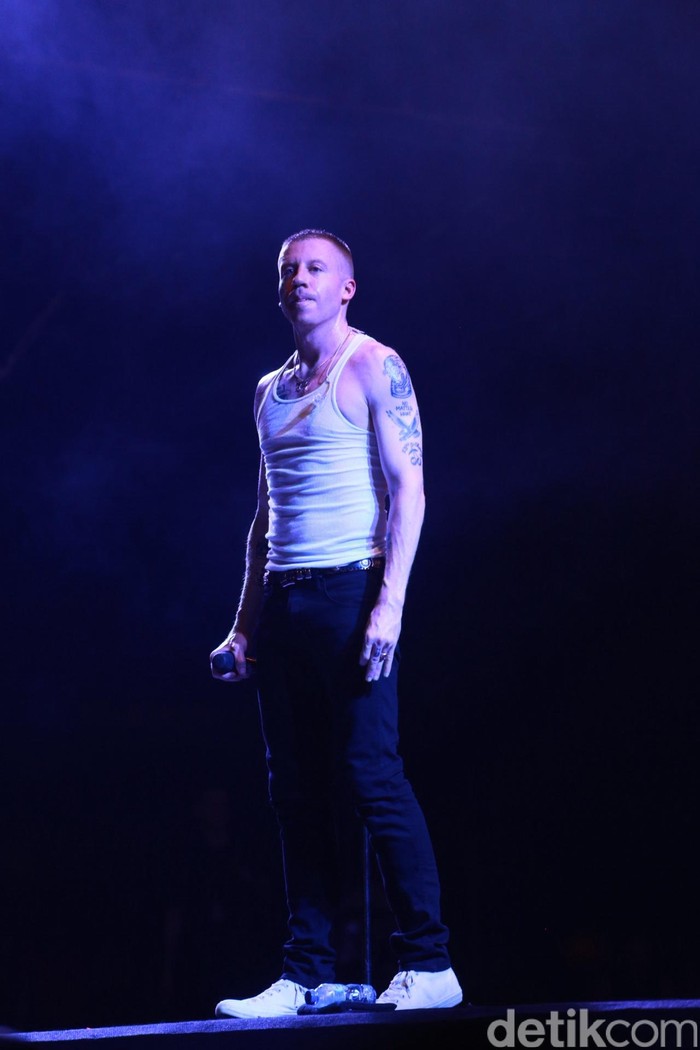 Macklemore & Ryan Lewis di We The Fest (WTF) 2016 hari pertama.