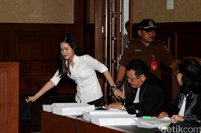 Psikiater: Jessica Wongso Bermasalah Akhir 2015